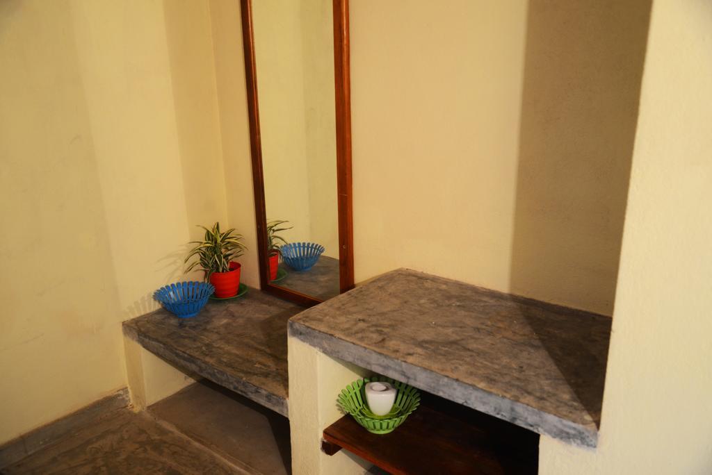 אונה ואטונה Jungle Beach Hostel חדר תמונה